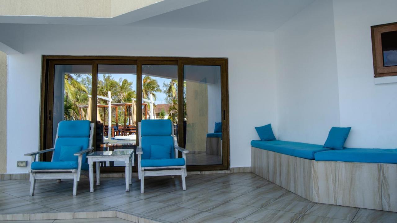 Jumeirah Beachfront Mombasa Bagian luar foto