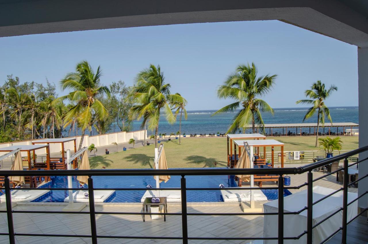 Jumeirah Beachfront Mombasa Bagian luar foto
