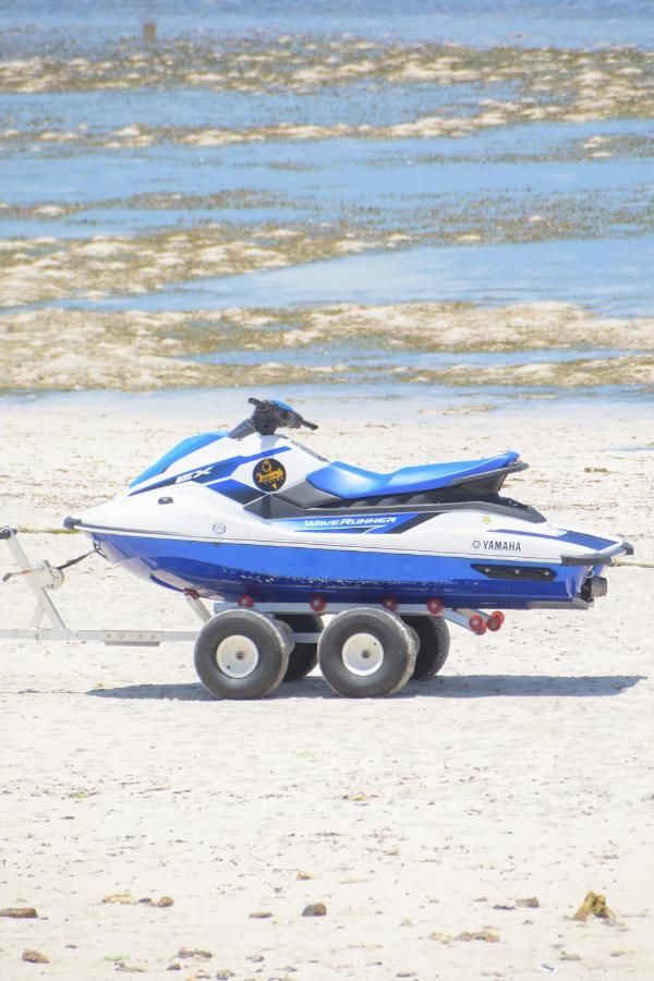 Jumeirah Beachfront Mombasa Bagian luar foto